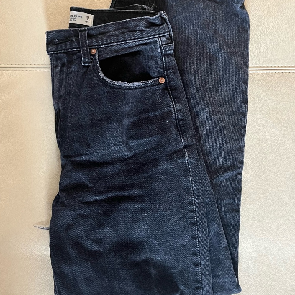 Abercrombie & Fitch Women's High Rise Black Jeans